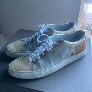 Common projects sneakers